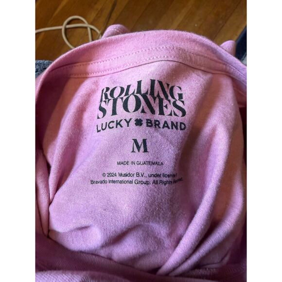NWT Lucky Brand Rolling Stones Pink T-Shirt Sz. M - Picture 4 of 8